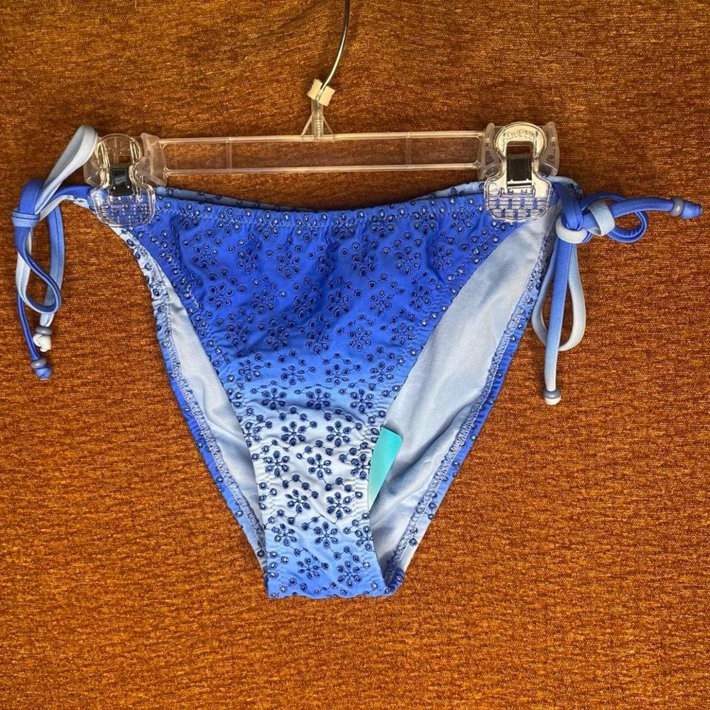 Modern NWT Formula Joven Blue Ombré String Tie Bikini Bottom Swimsuit, Size 8.